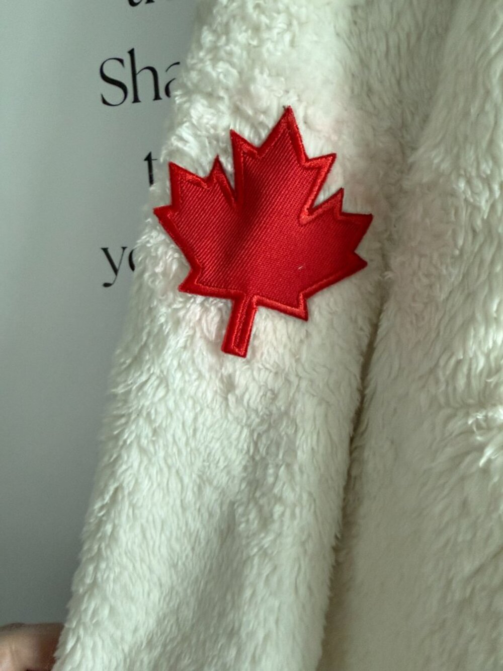 Canada Fleece - Size Large - Zip up Jacket by Avalanche - Picture 2 of 7